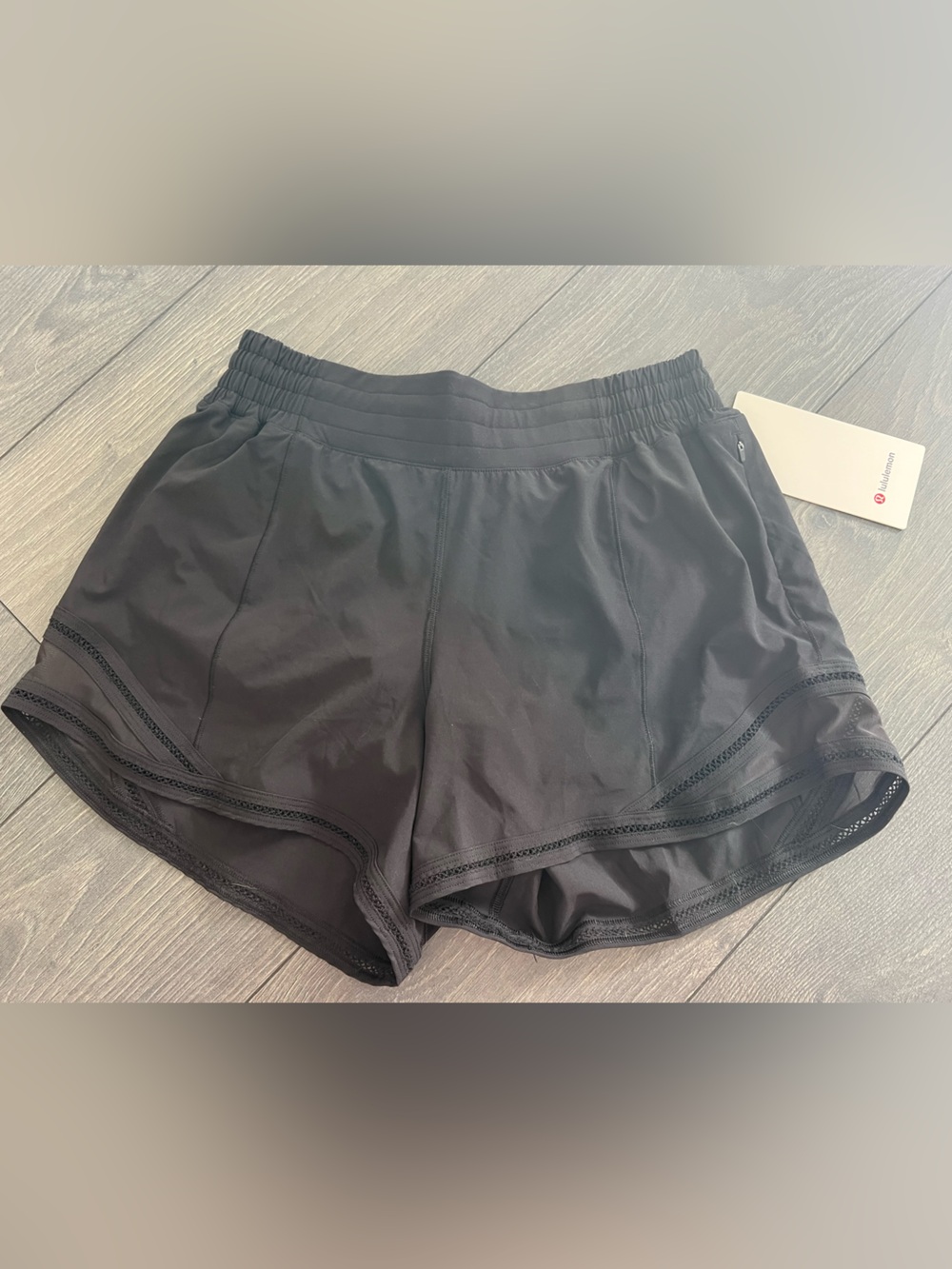 lululemon athletica Women’s Hotty Hot 4” Athletic Shorts with Lace Trim